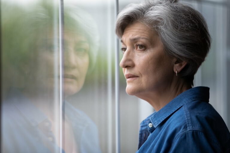 6 Possible Risk Factors for Dementia You May Not Expect